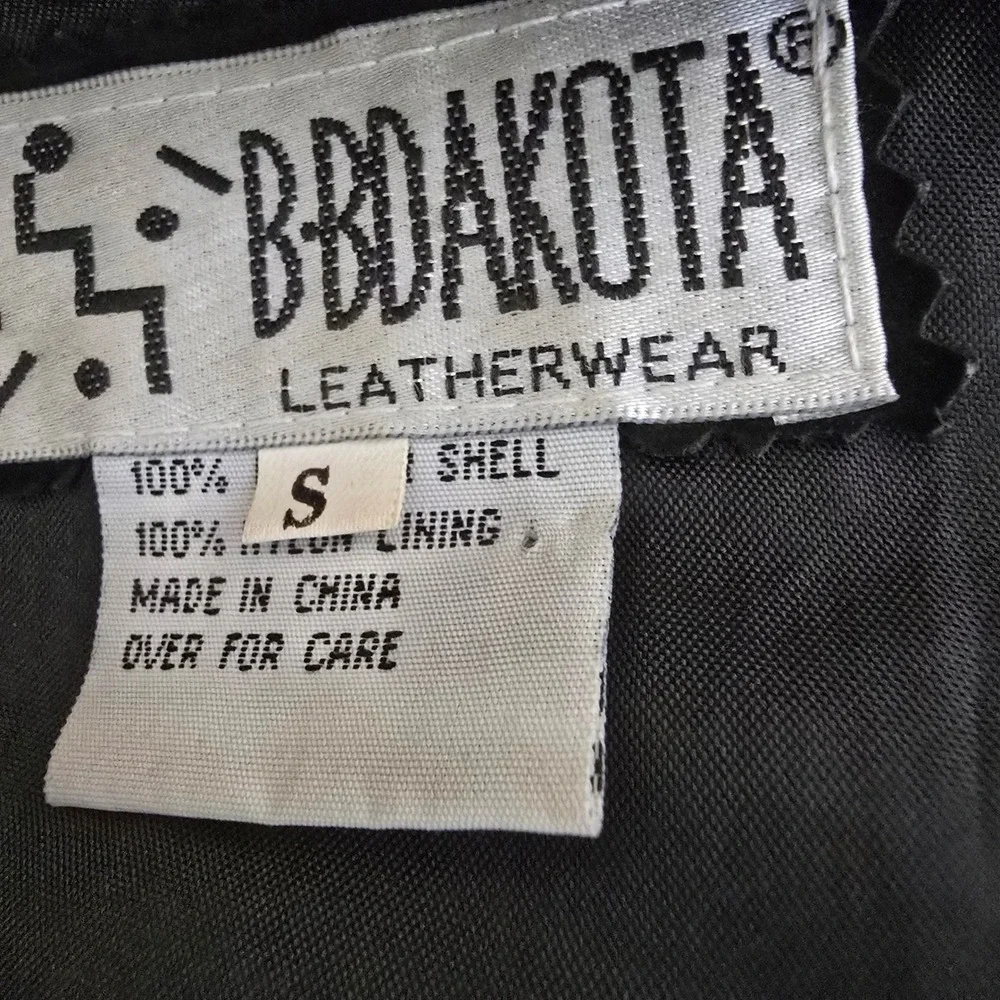 BB Dakota Leatherwear Mens Black‎ Suede Leather Vest Silver Button Cinch Back S